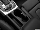  Cup holders photo